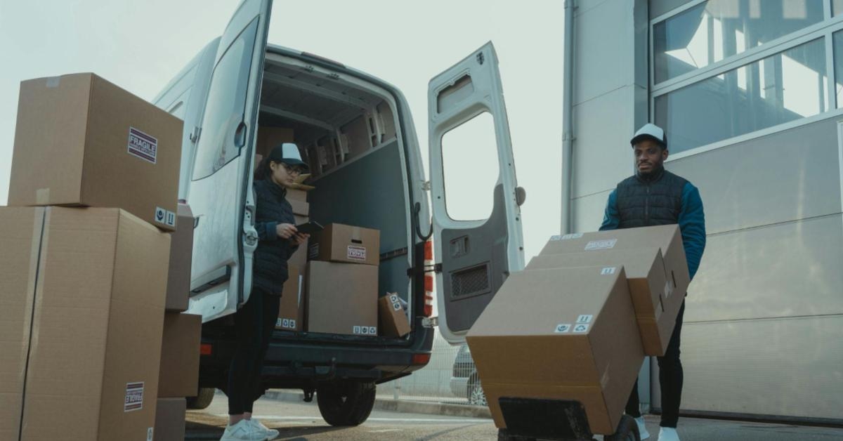 Entregadores para representar envio por frete CIF e FOB