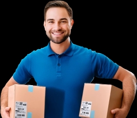 Pessoa segurando caixas para envio