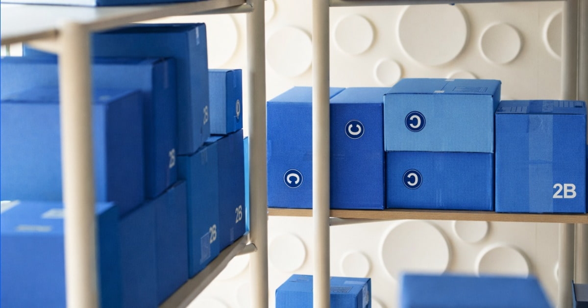 Caixas no estoque representando estoque de segurança